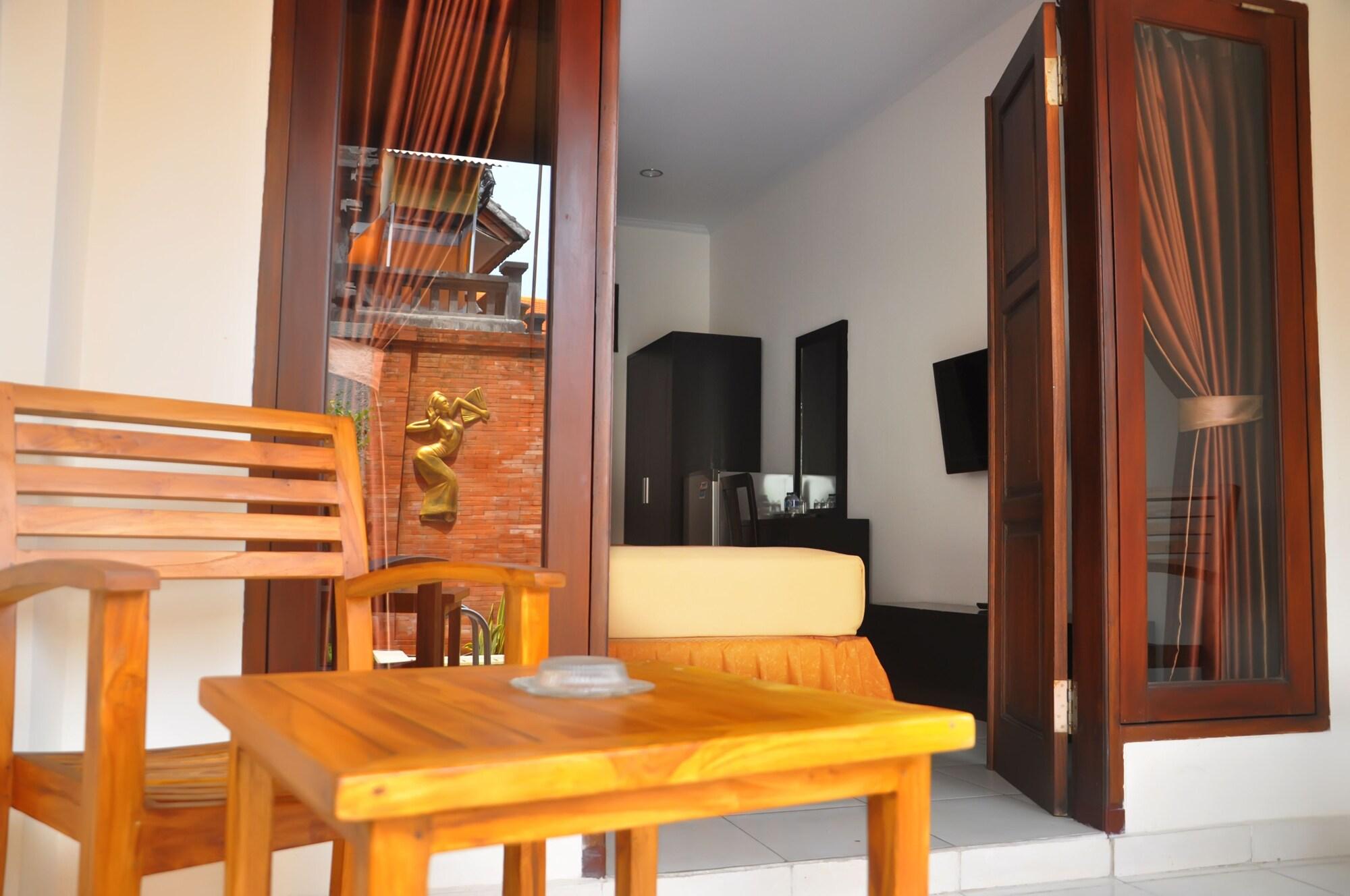 Jesens Inn II Кута Екстер'єр фото