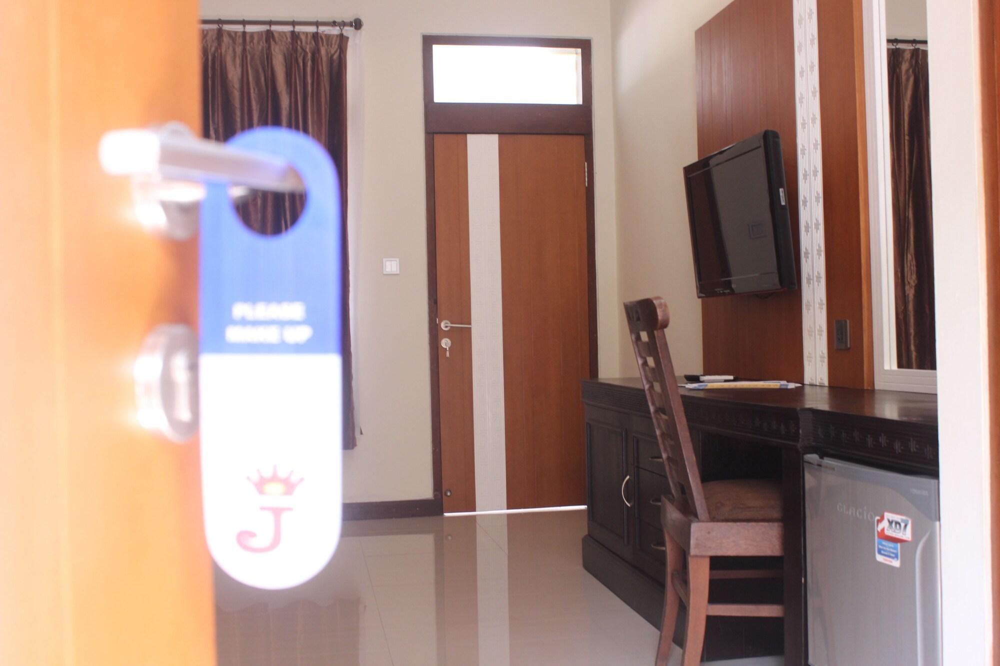 Jesens Inn II Кута Екстер'єр фото