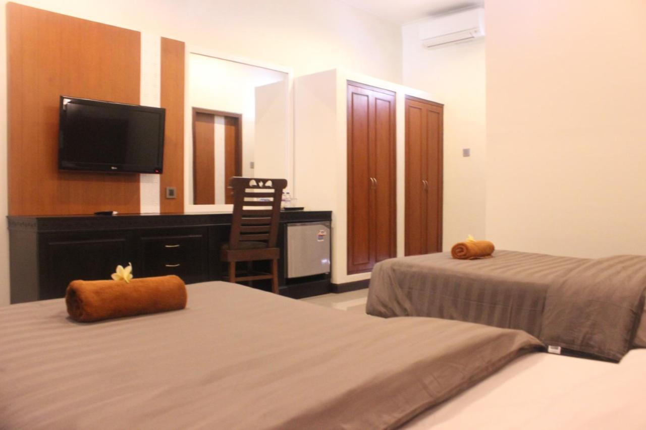 Jesens Inn II Кута Екстер'єр фото
